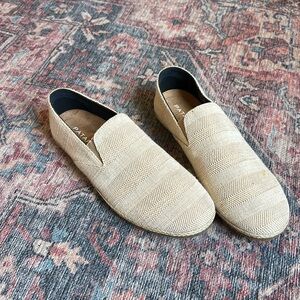 Mens patara sleeker slip on size 11 like new (small stain)